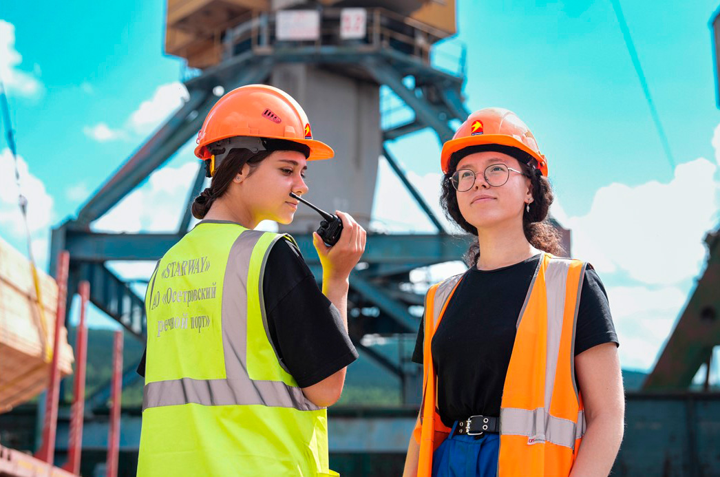 ИЗ АСТРАХАНИ ВПЕРВЫЕ